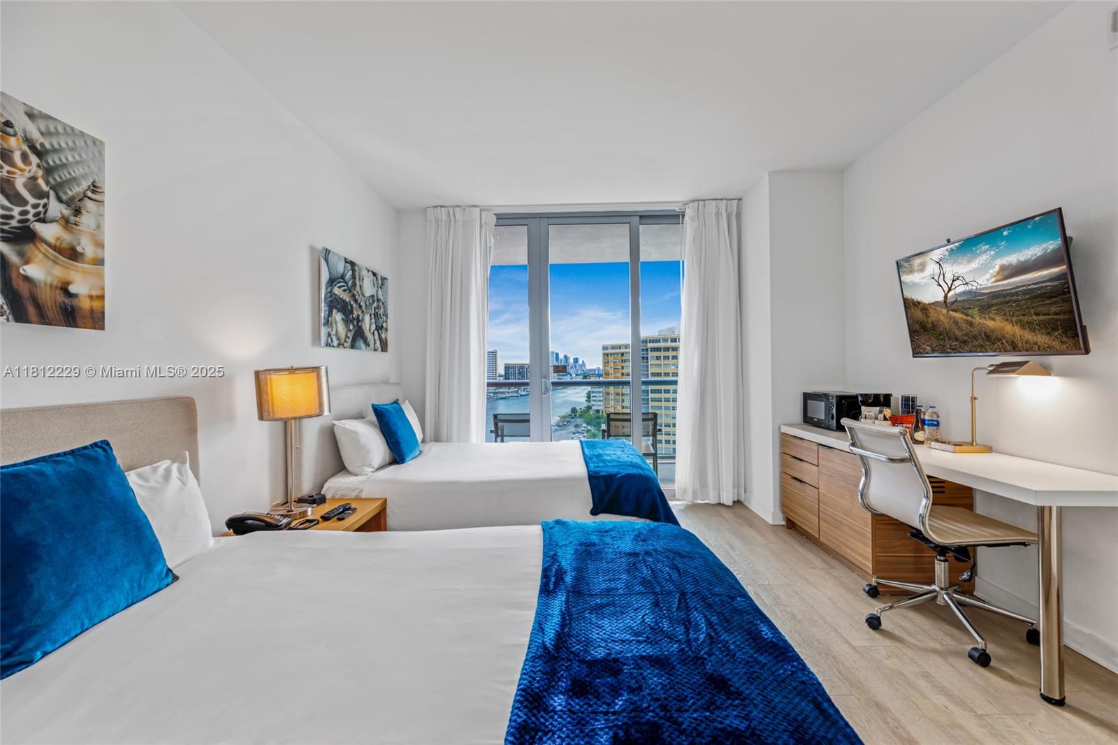 image Beachwalk Condominium17