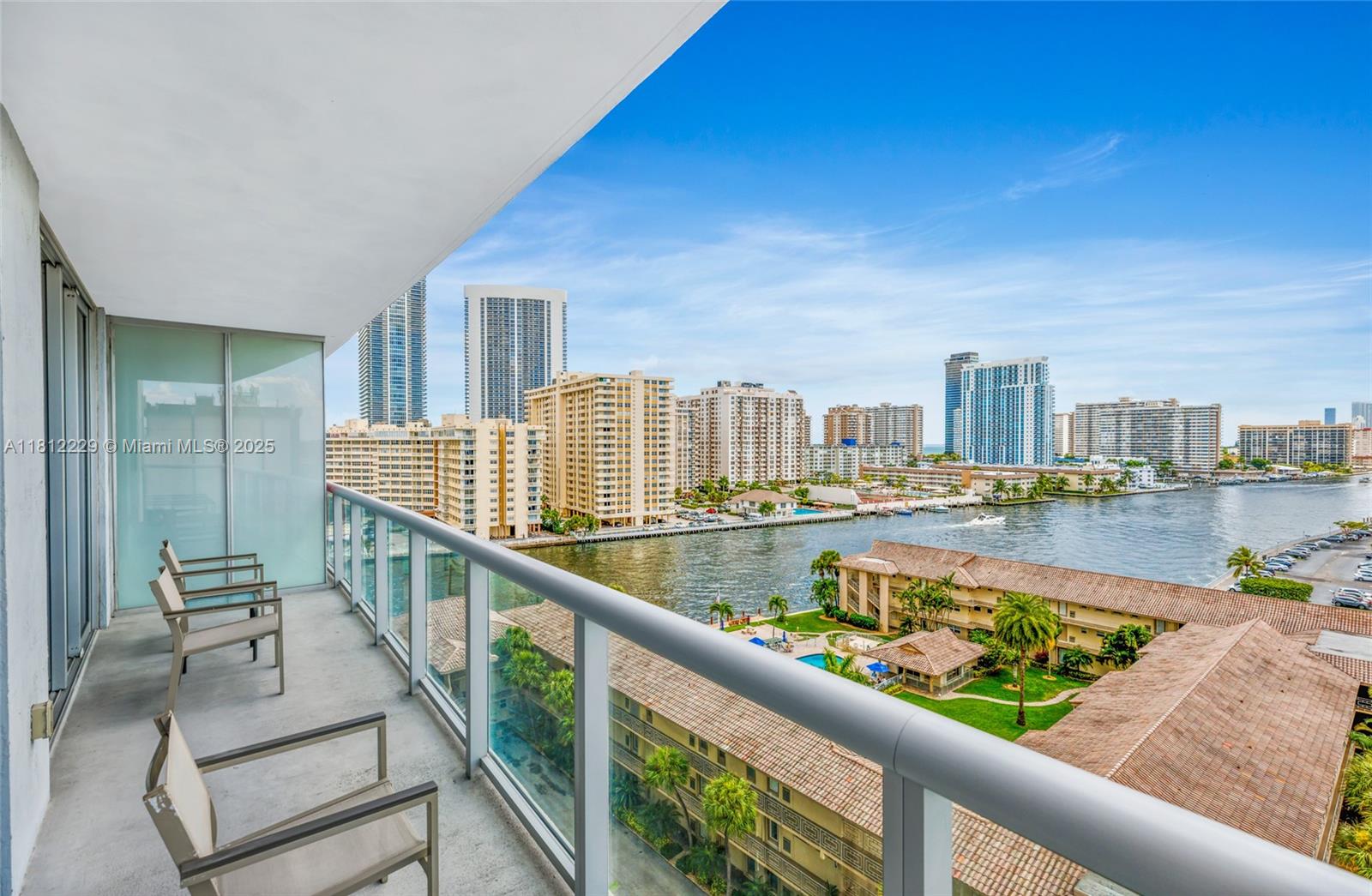 image Beachwalk Condominium21