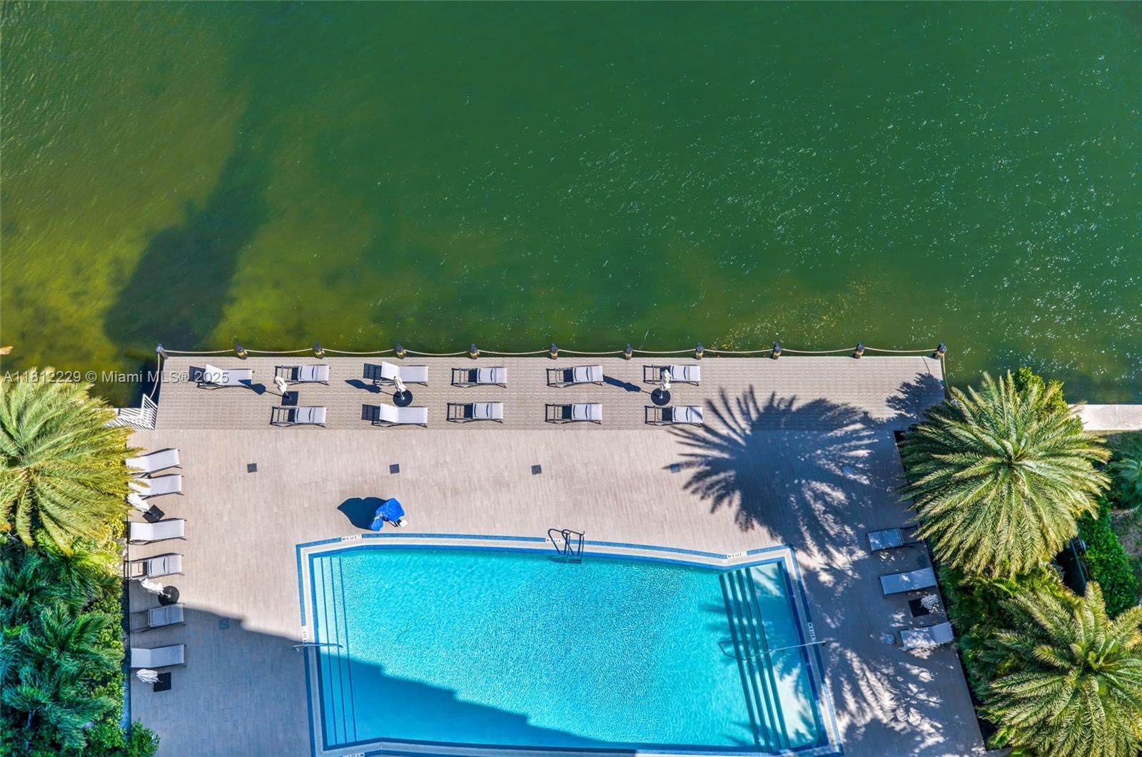 image Beachwalk Condominium26