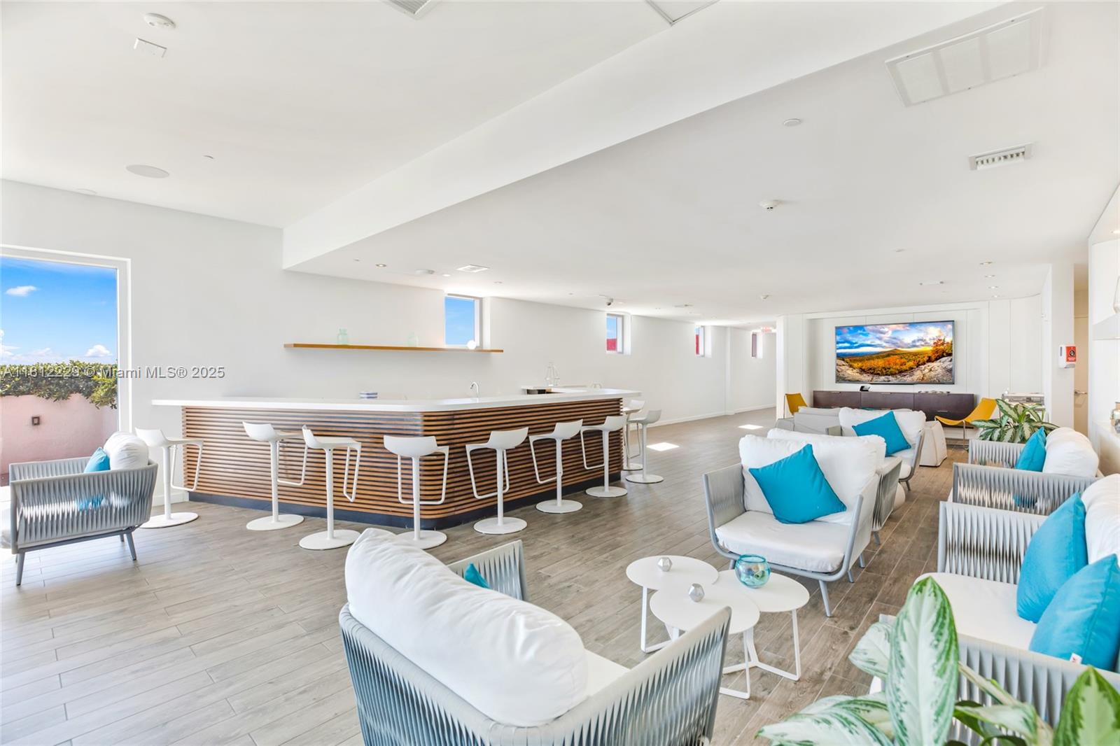 image Beachwalk Condominium31