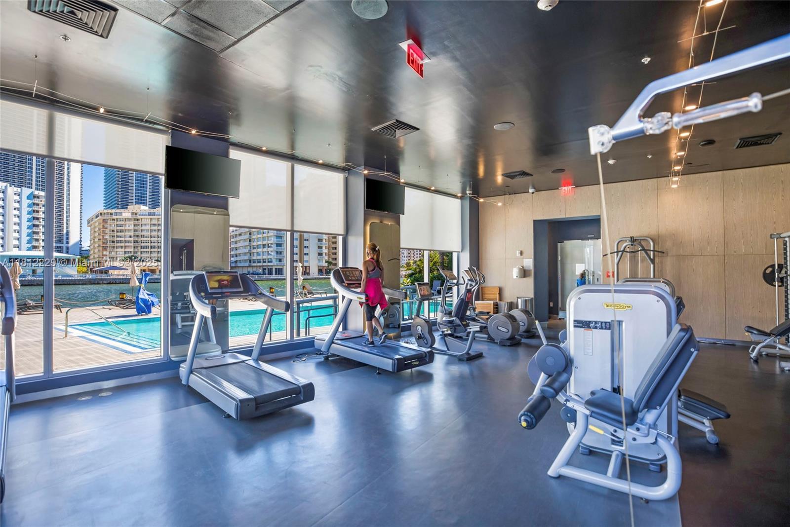 image Beachwalk Condominium35