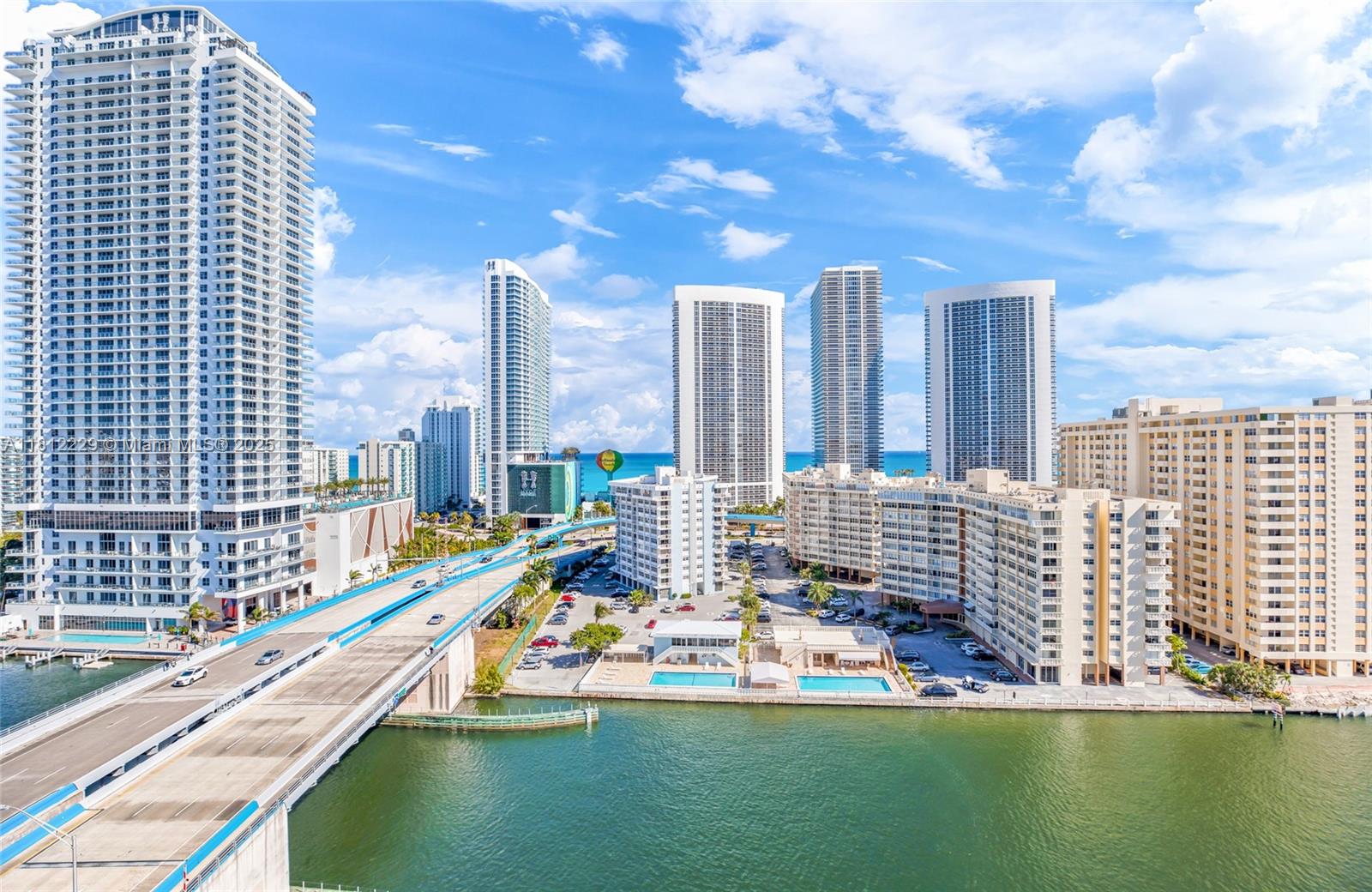 image Beachwalk Condominium42