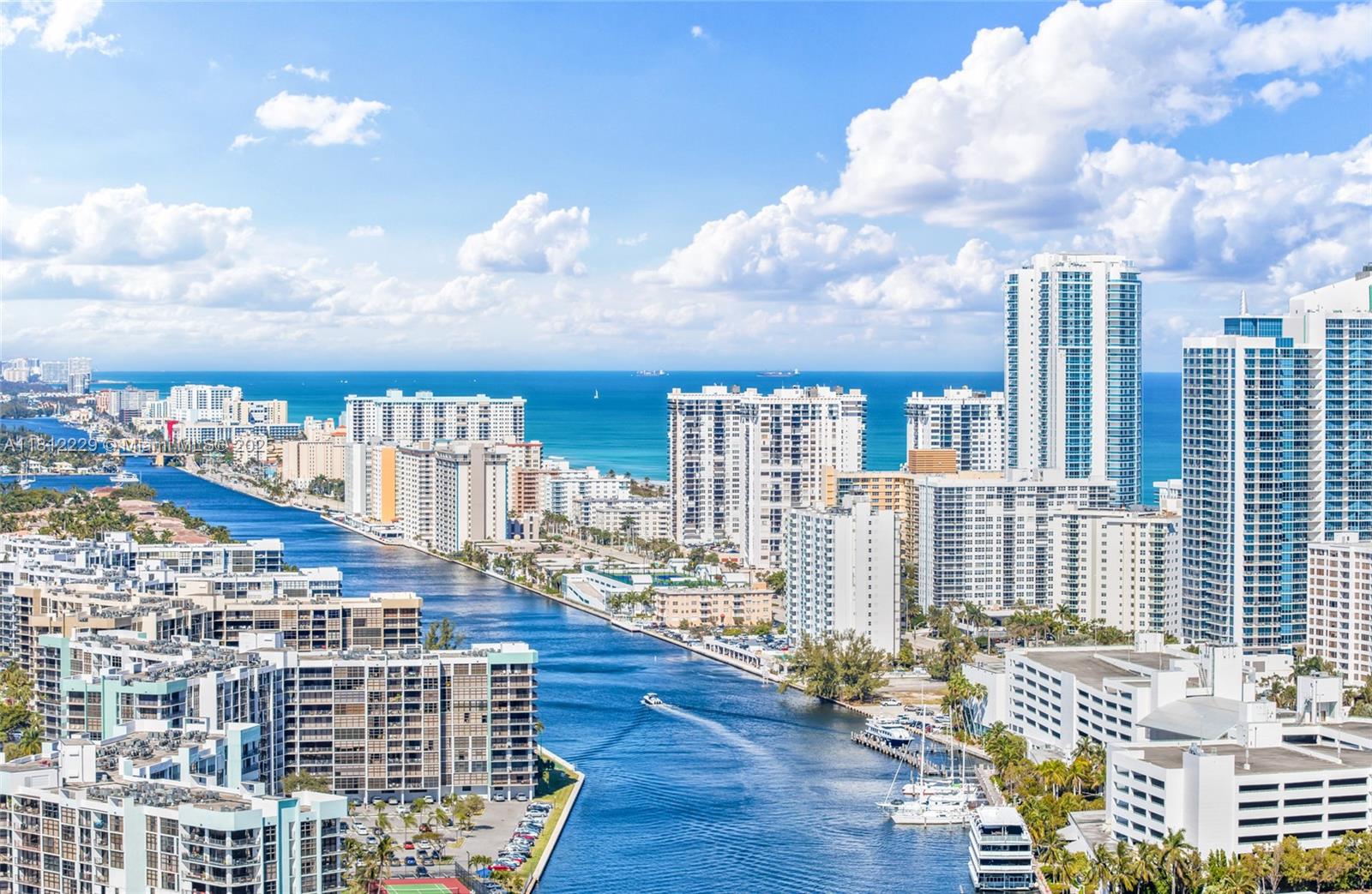 image Beachwalk Condominium44