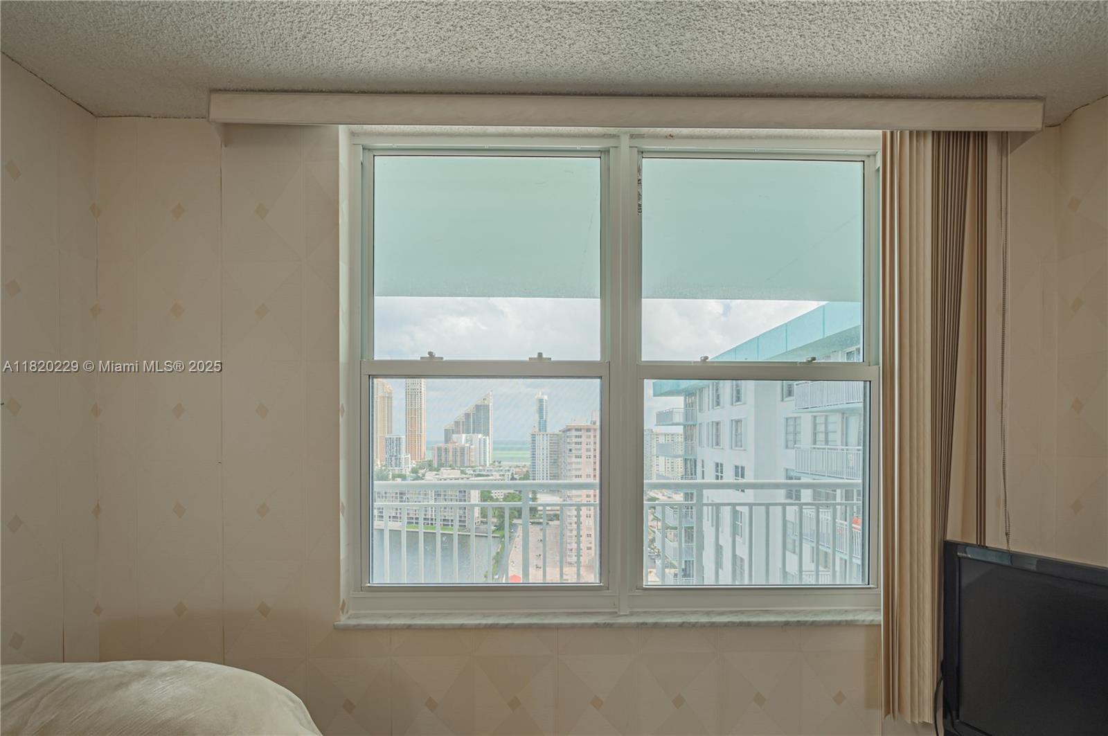 image Winston Towers29