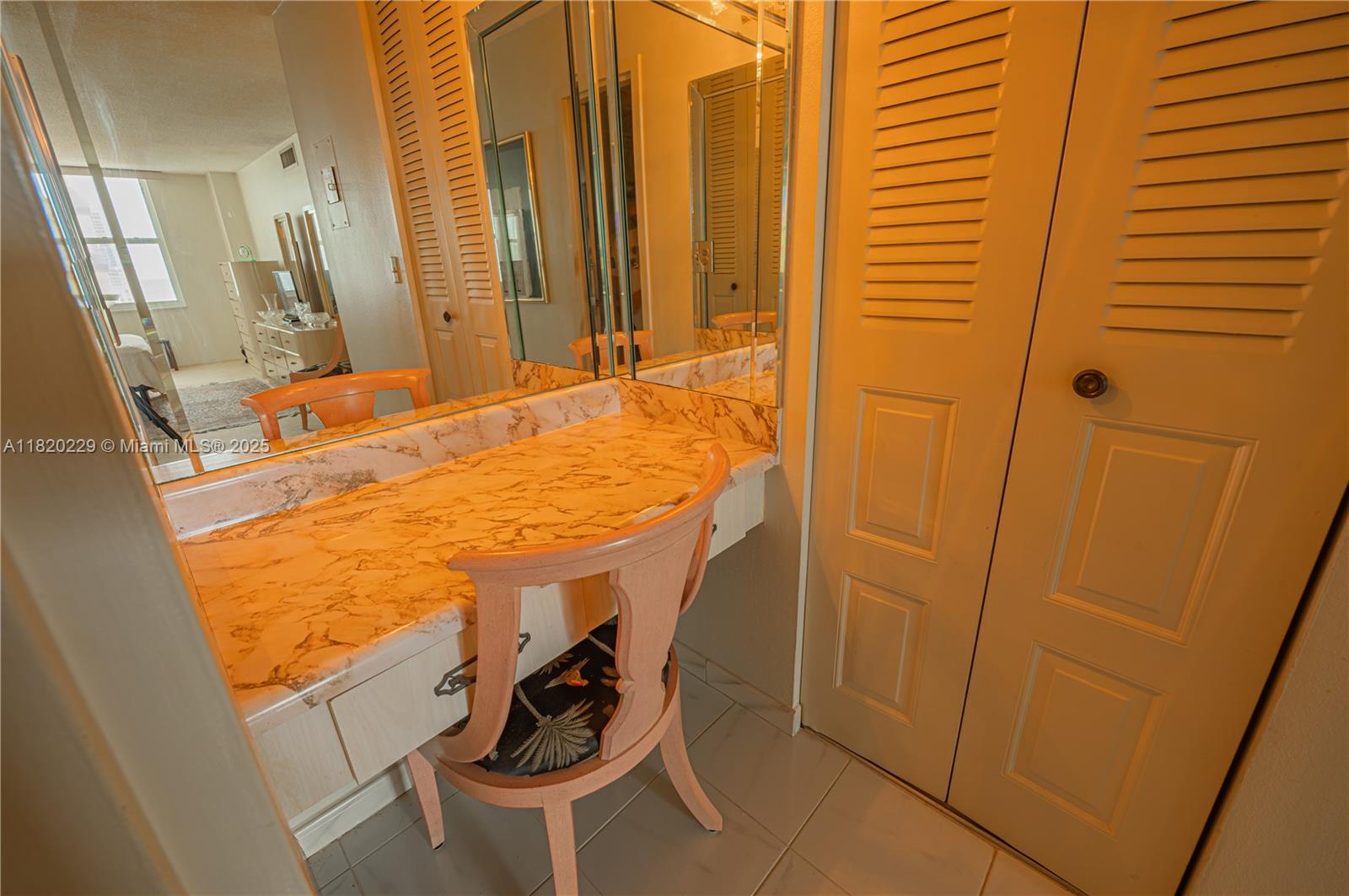 image Winston Towers38