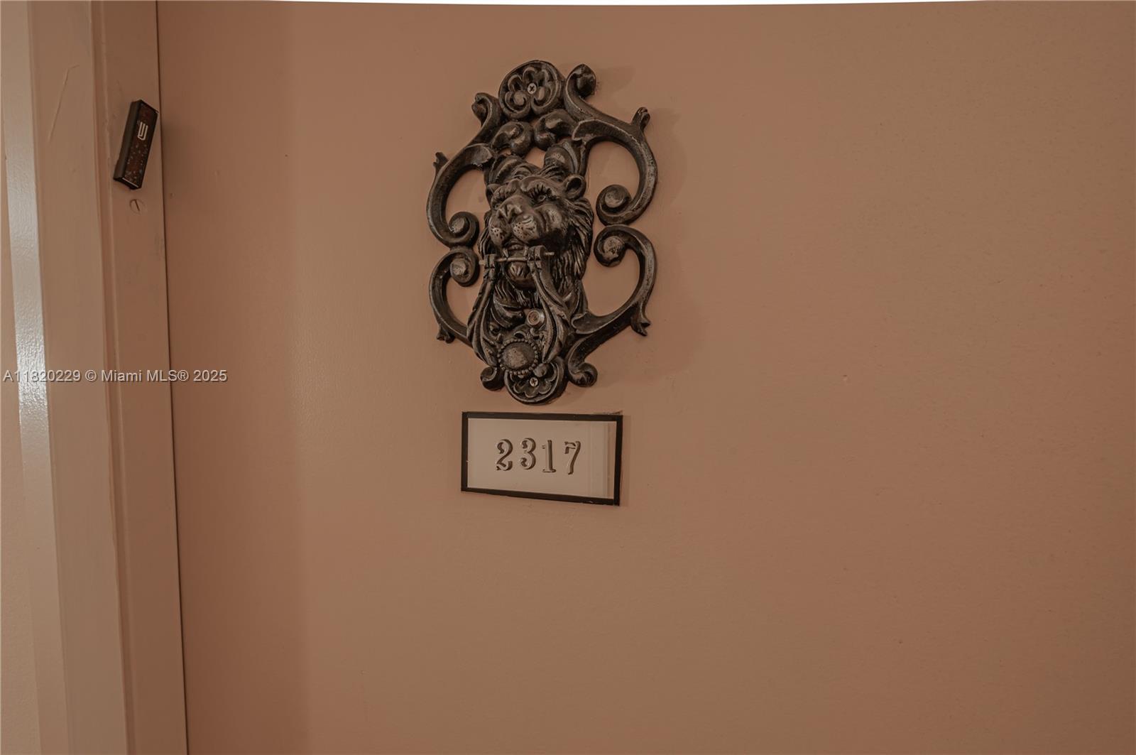 image Winston Towers39