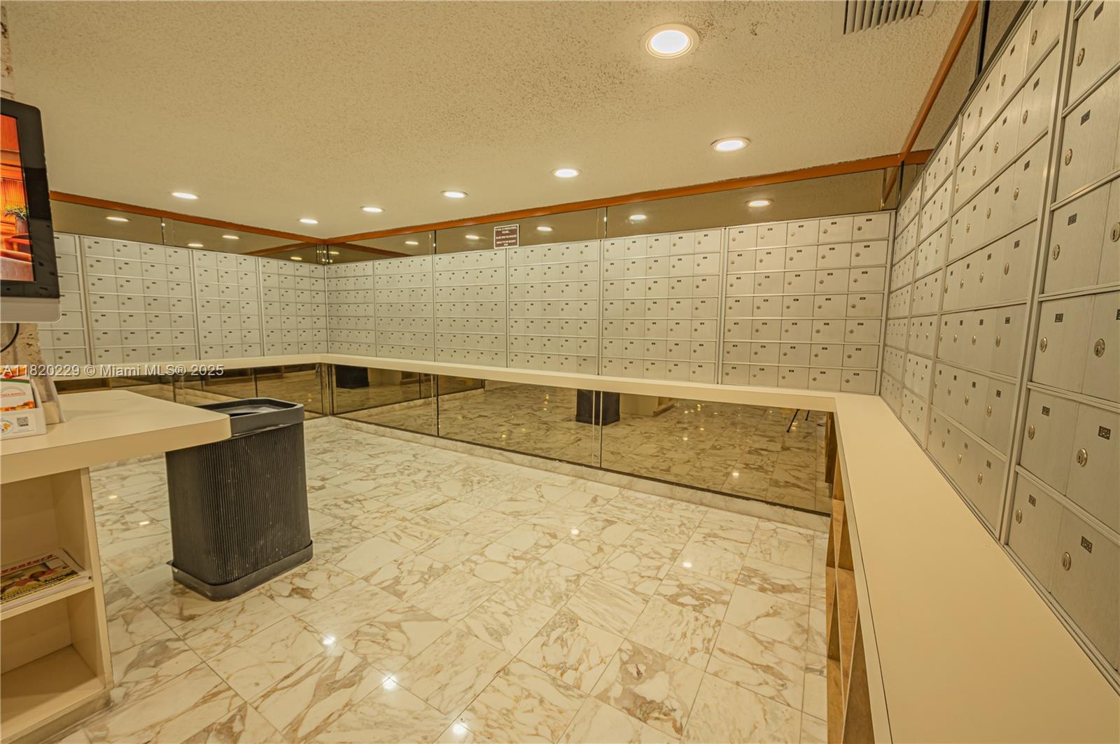 image Winston Towers43