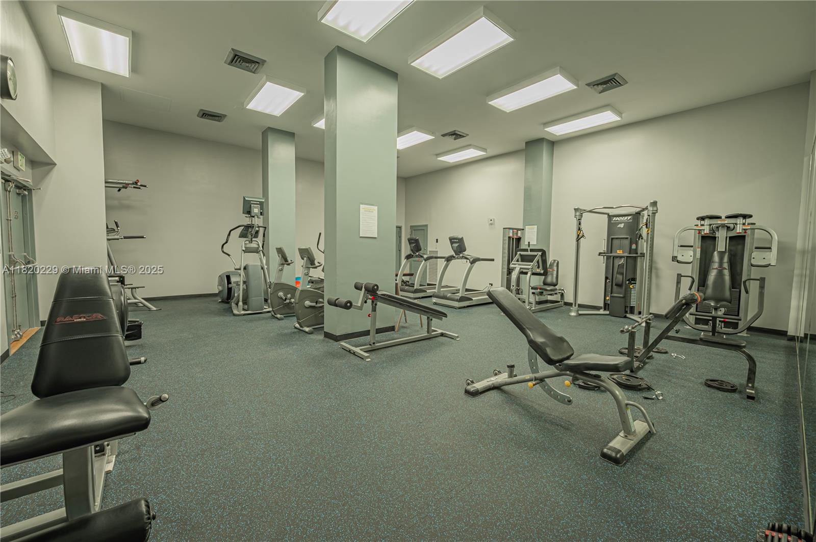 image Winston Towers44