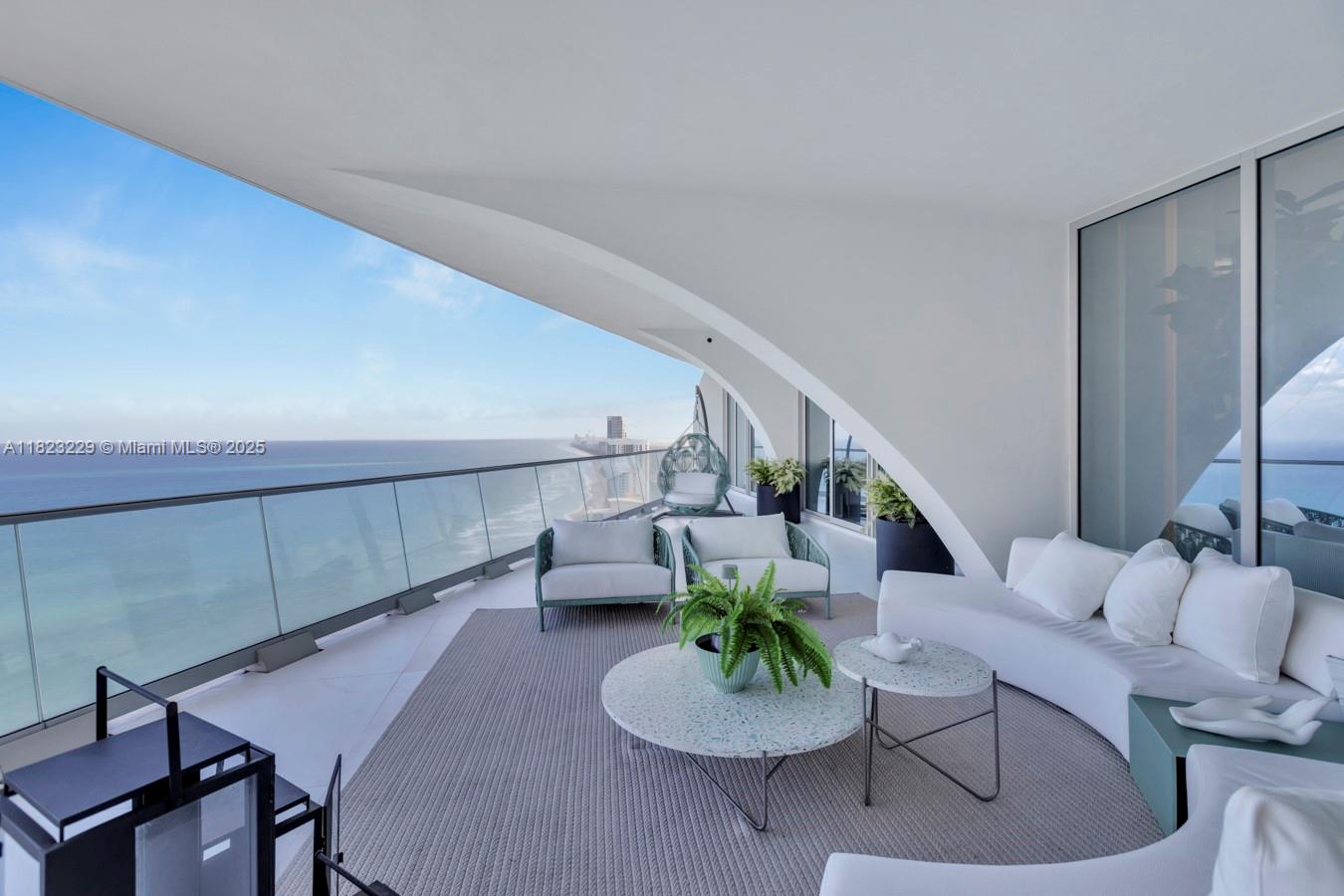 image JADE SIGNATURE14