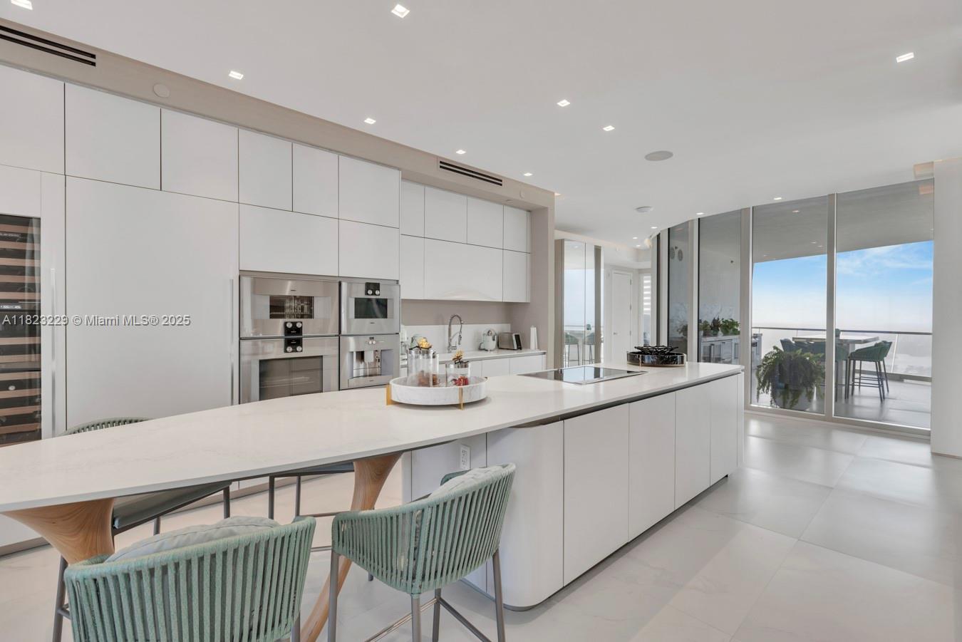 image JADE SIGNATURE17