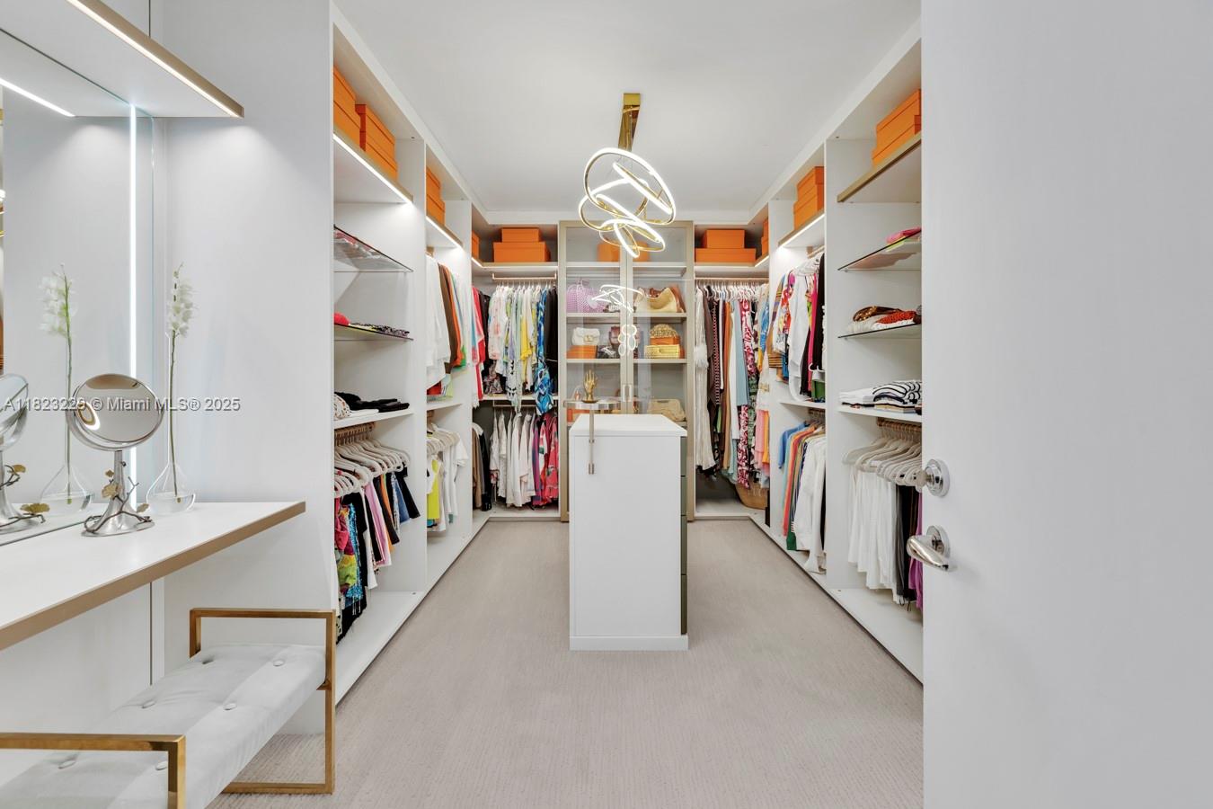 image JADE SIGNATURE26