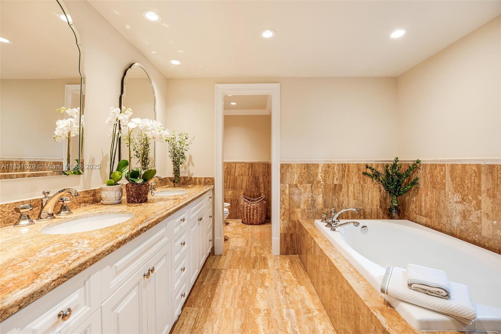 618 Valencia Ave #101 Coral Gables, FL 33134