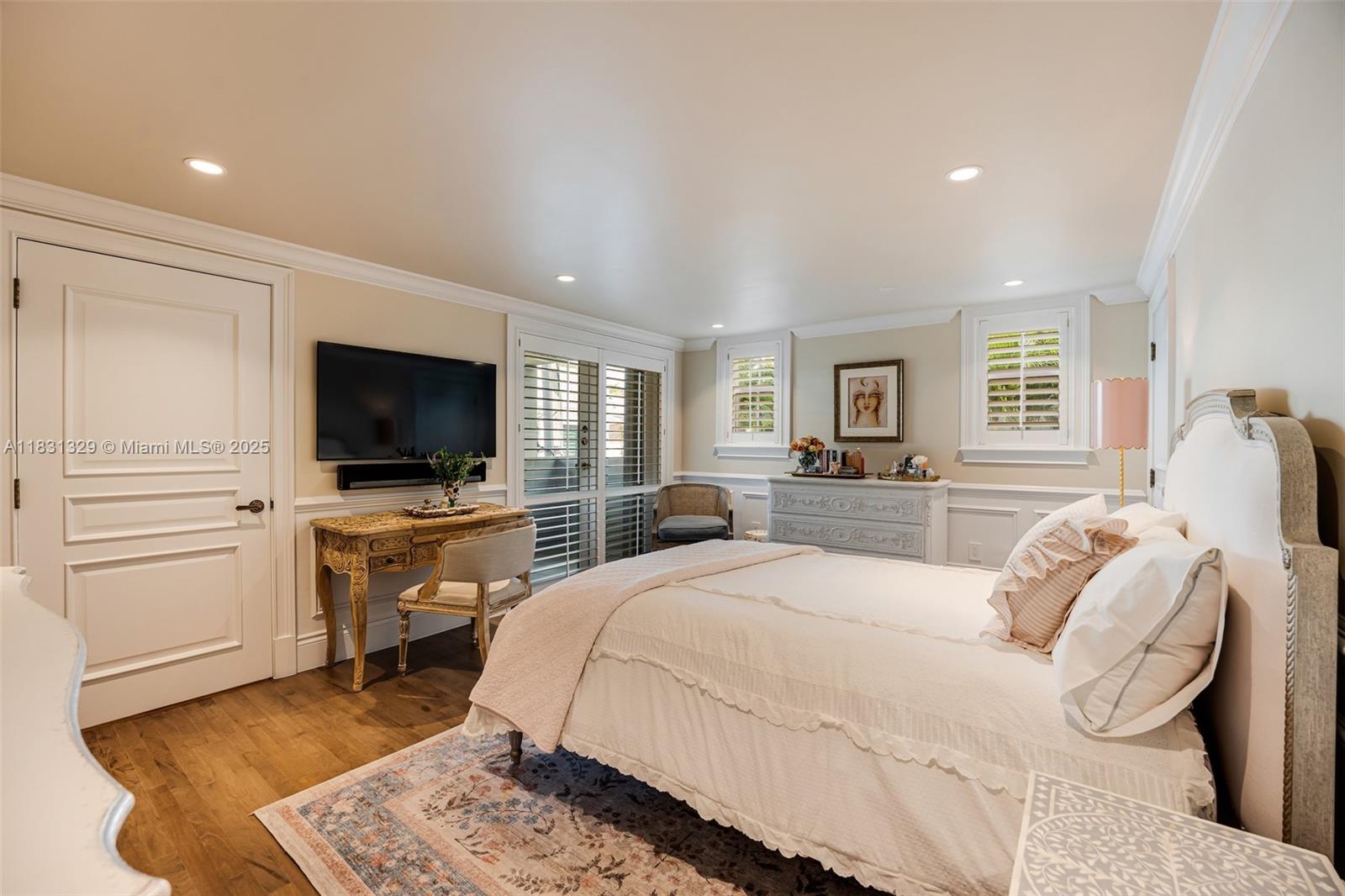 618 Valencia Ave #101 Coral Gables, FL 33134