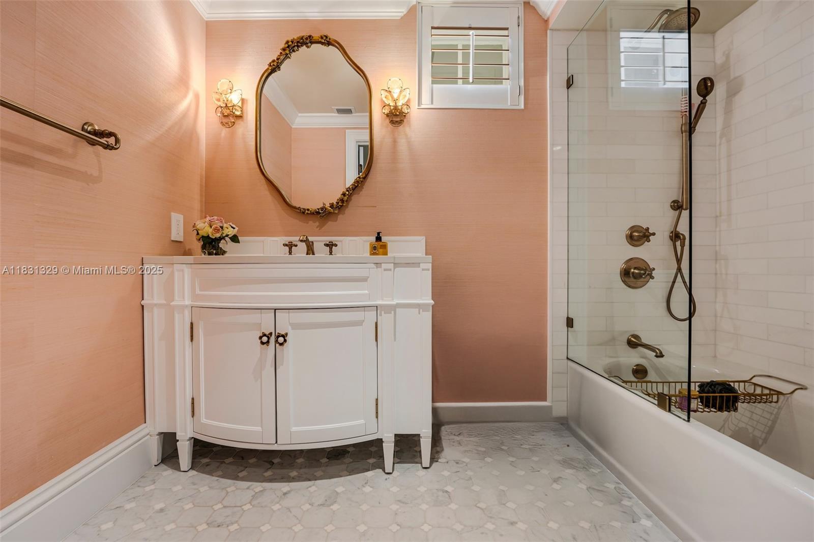 618 Valencia Ave #101 Coral Gables, FL 33134