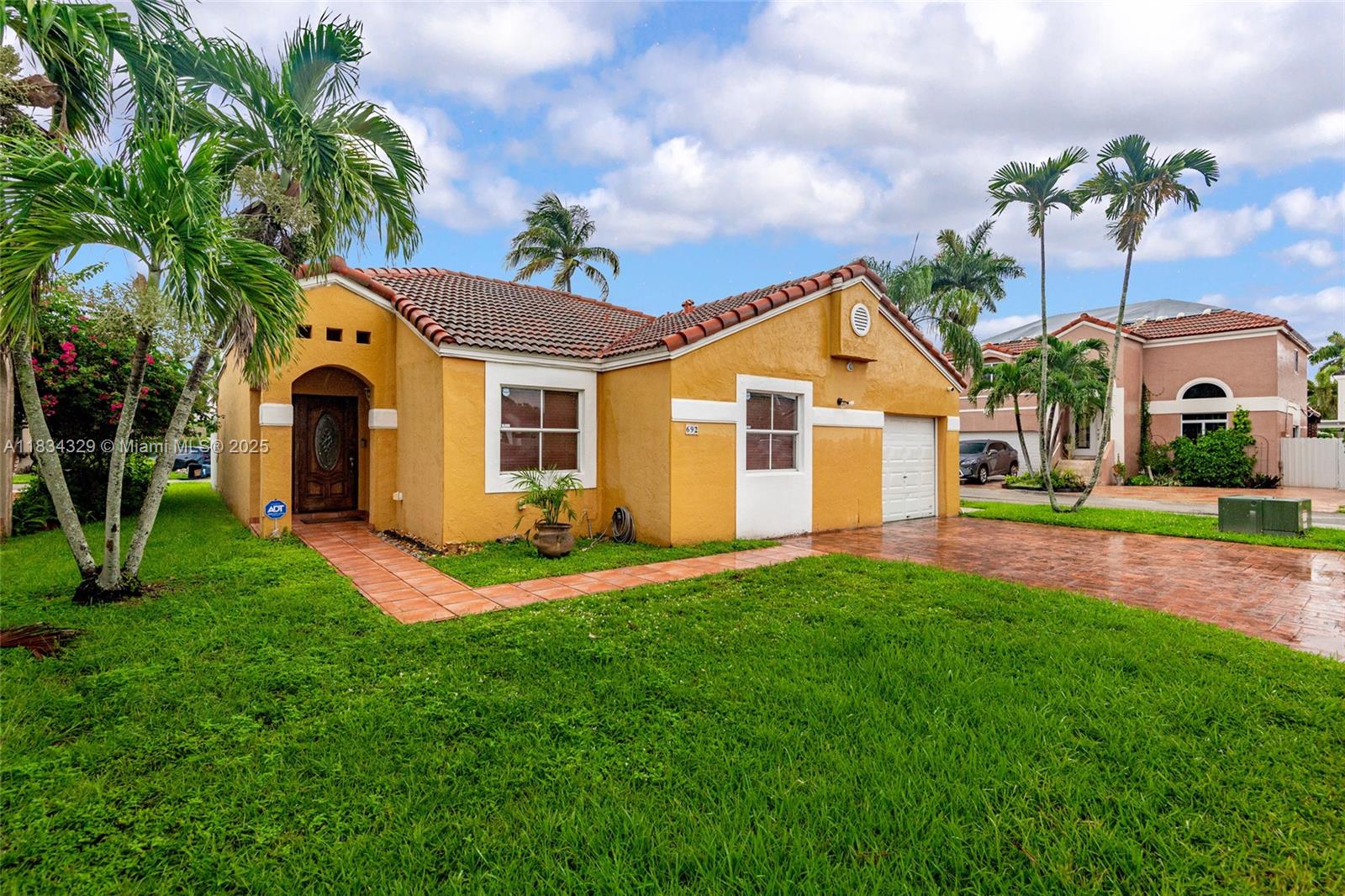 692 NW 125th Ct