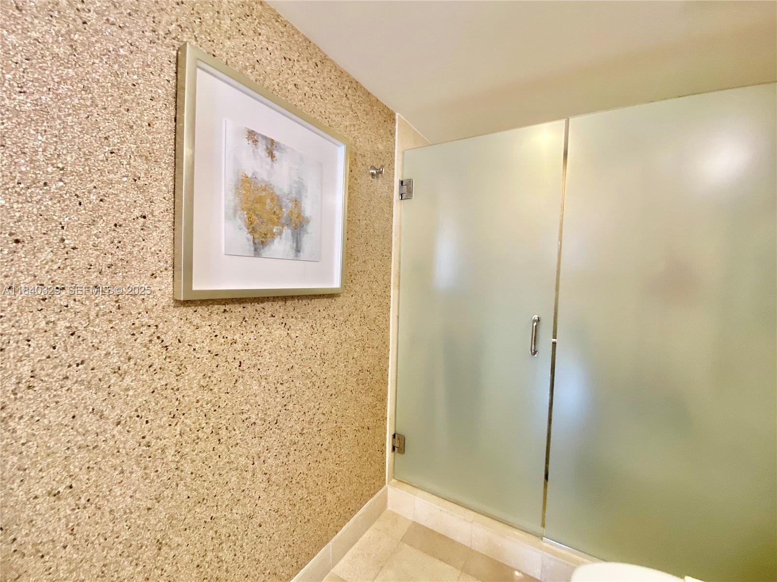 19900 E Country Clb Dr #1220 Aventura, FL 33180