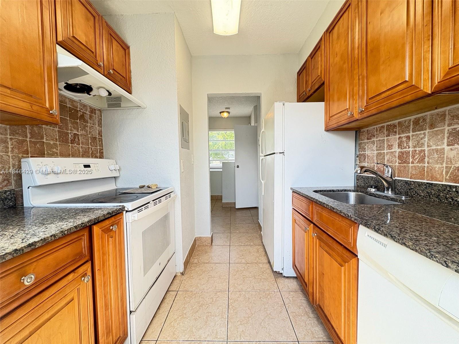 2527 N 23rd Ave #2525