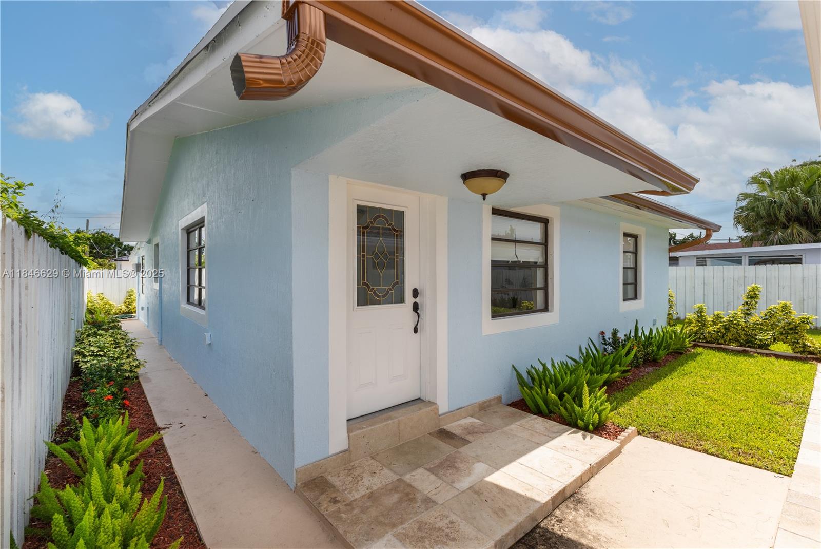 2433 SW 19th St #Rear