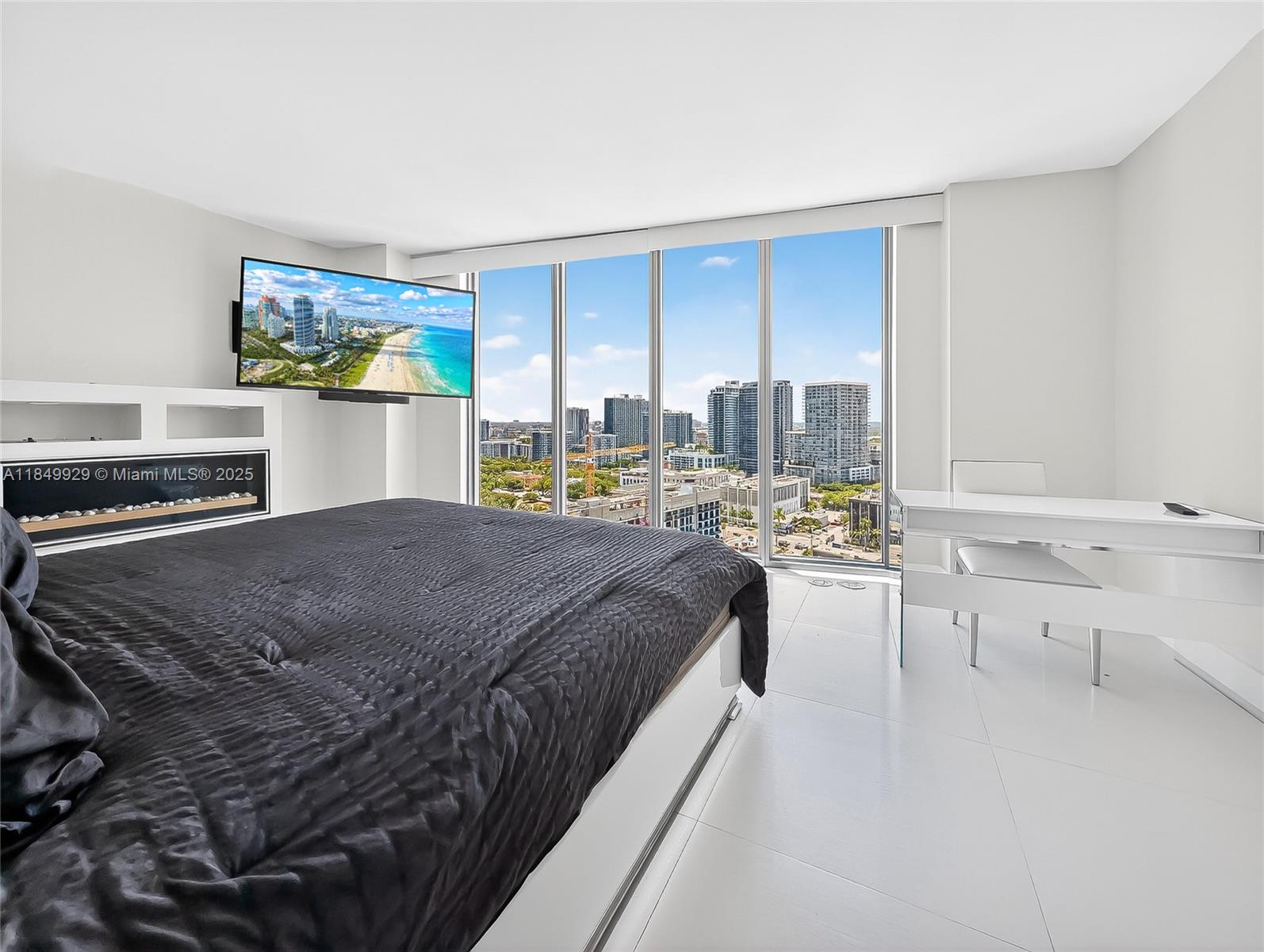 image Blue Condo14