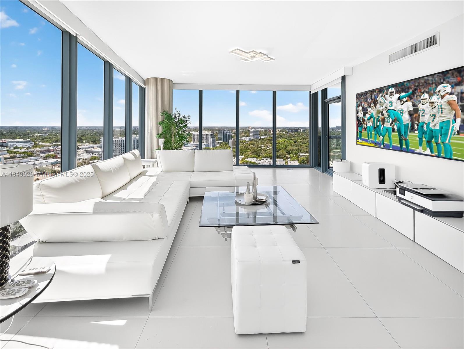 image Blue Condo1