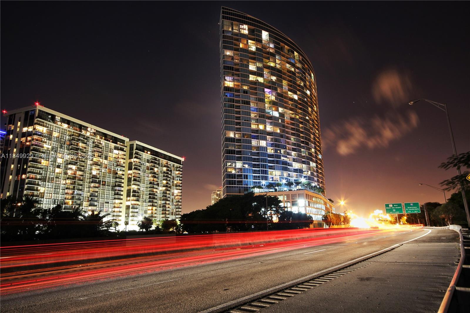 image Blue Condo21