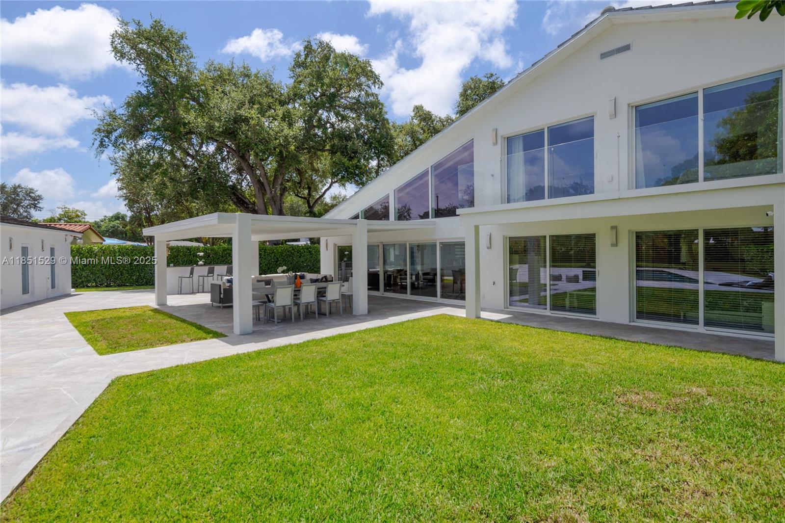 1070 NE 93rd St Miami Shores, FL 33138