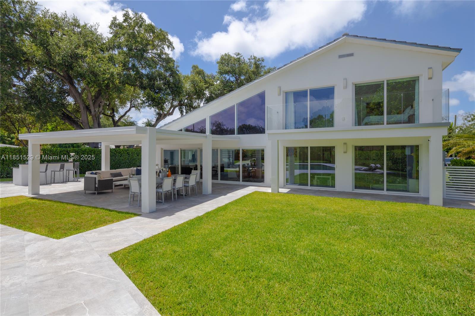 1070 NE 93rd St Miami Shores, FL 33138