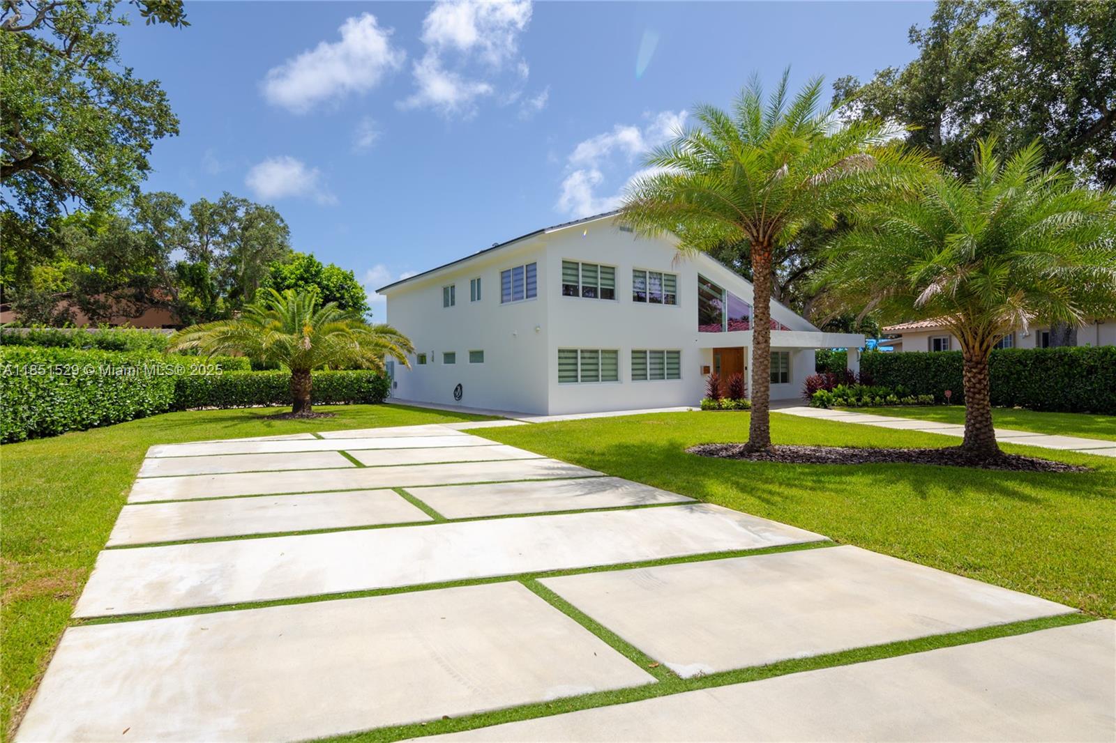 1070 NE 93rd St Miami Shores, FL 33138