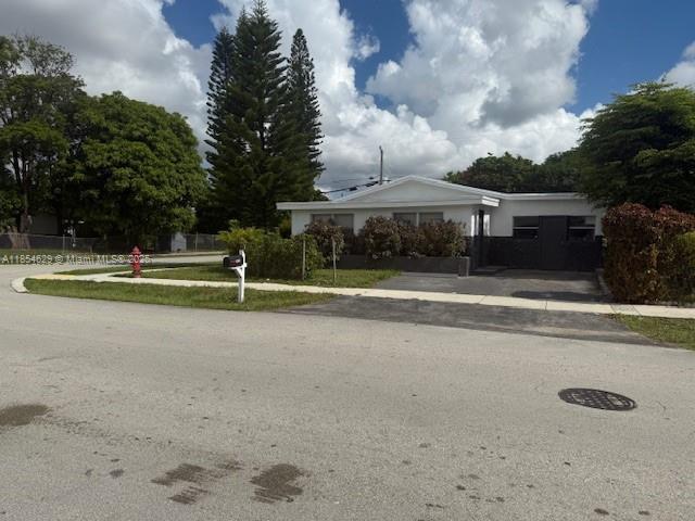 3025 Nw 11th St