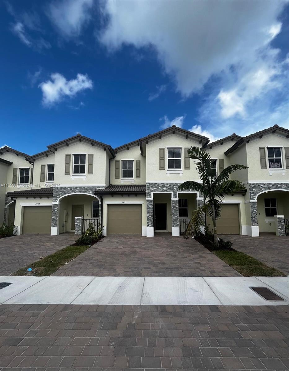2813 SE 25th Ave #2813