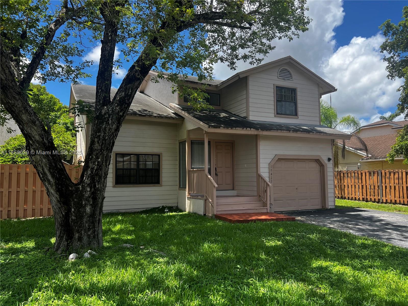 10422 SW 148th Ave Dr