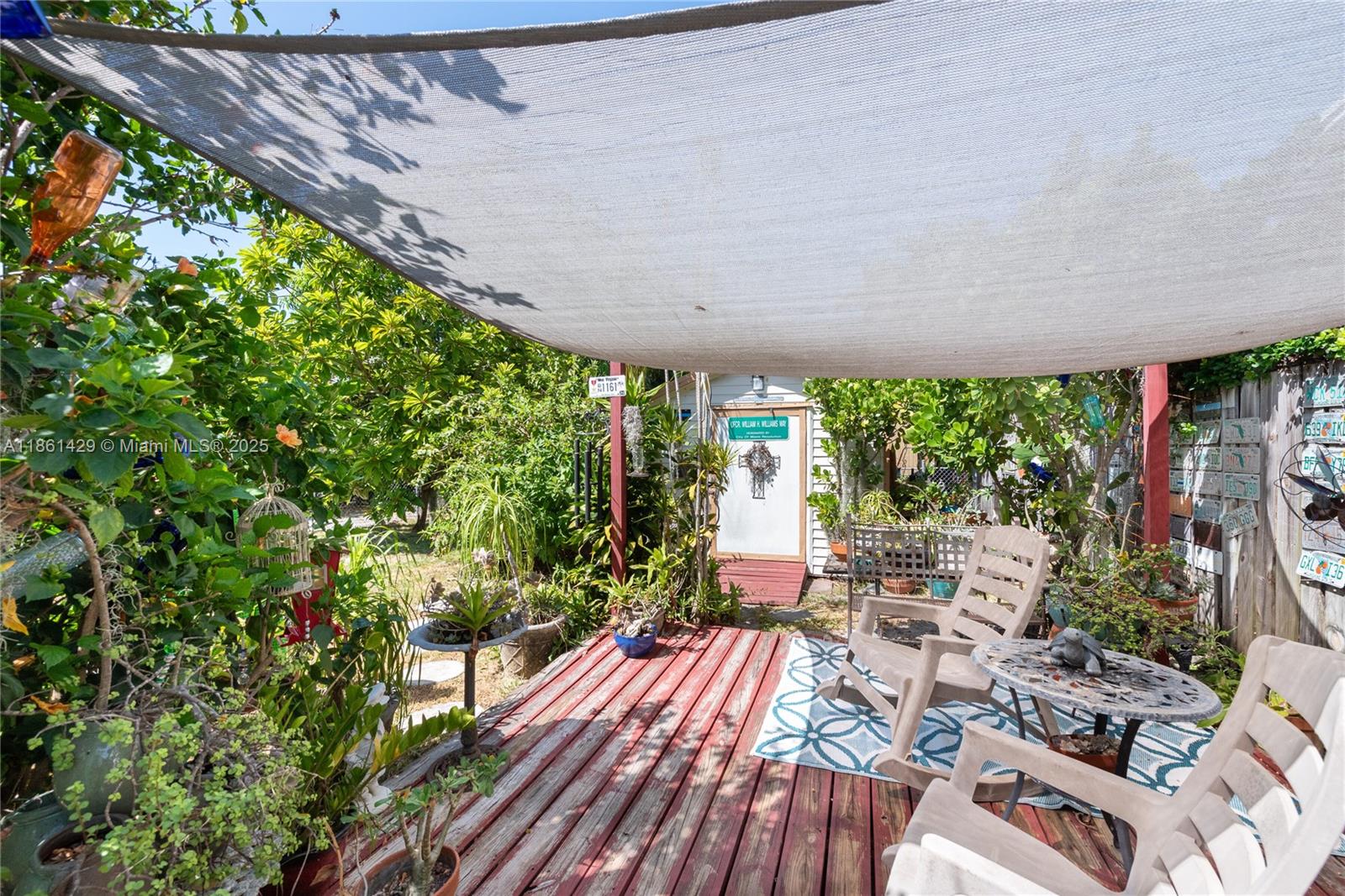 608 SW 26th Roads Miami, FL 33129