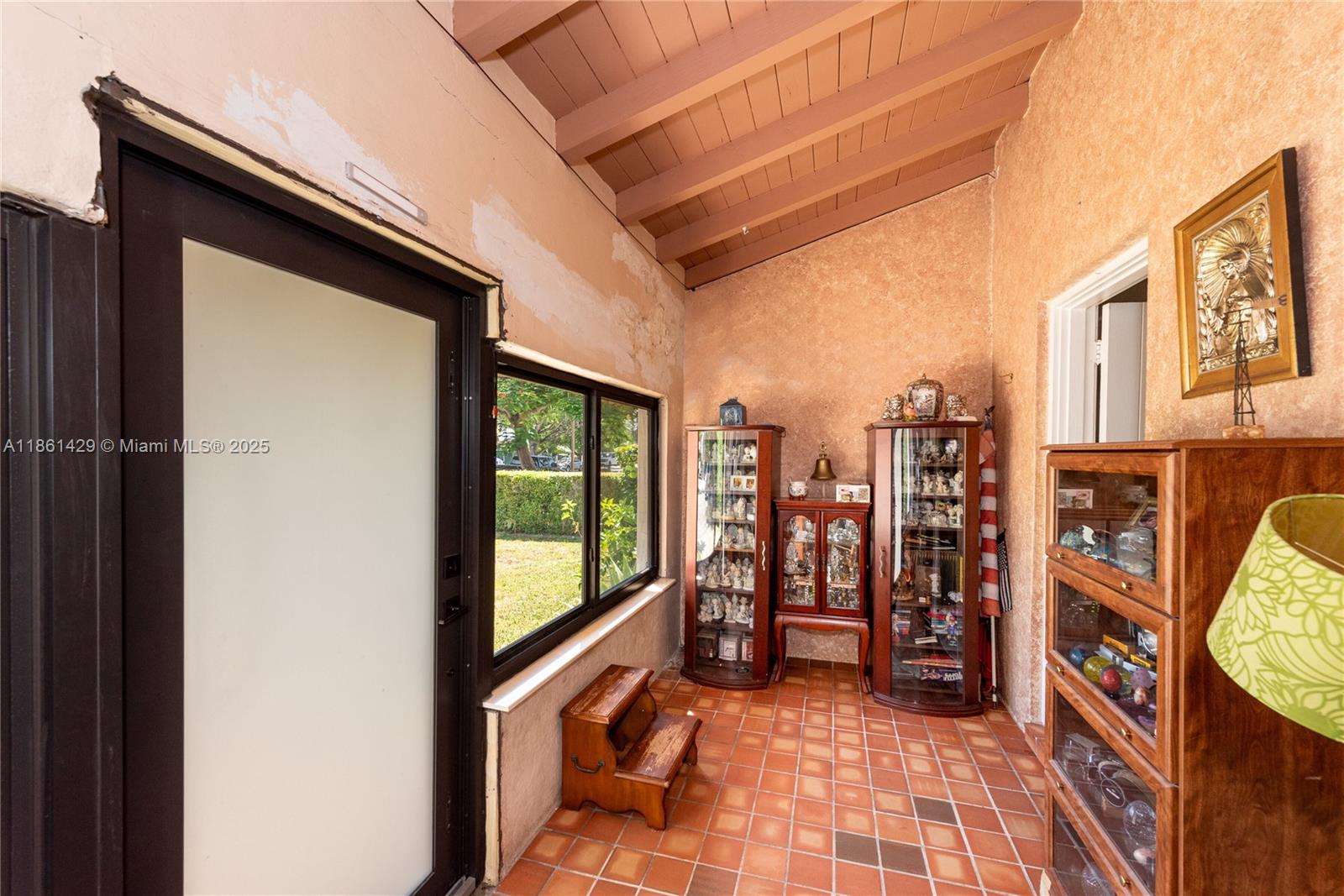 608 SW 26th Roads Miami, FL 33129