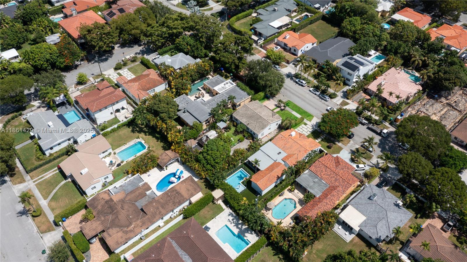 608 SW 26th Roads Miami, FL 33129