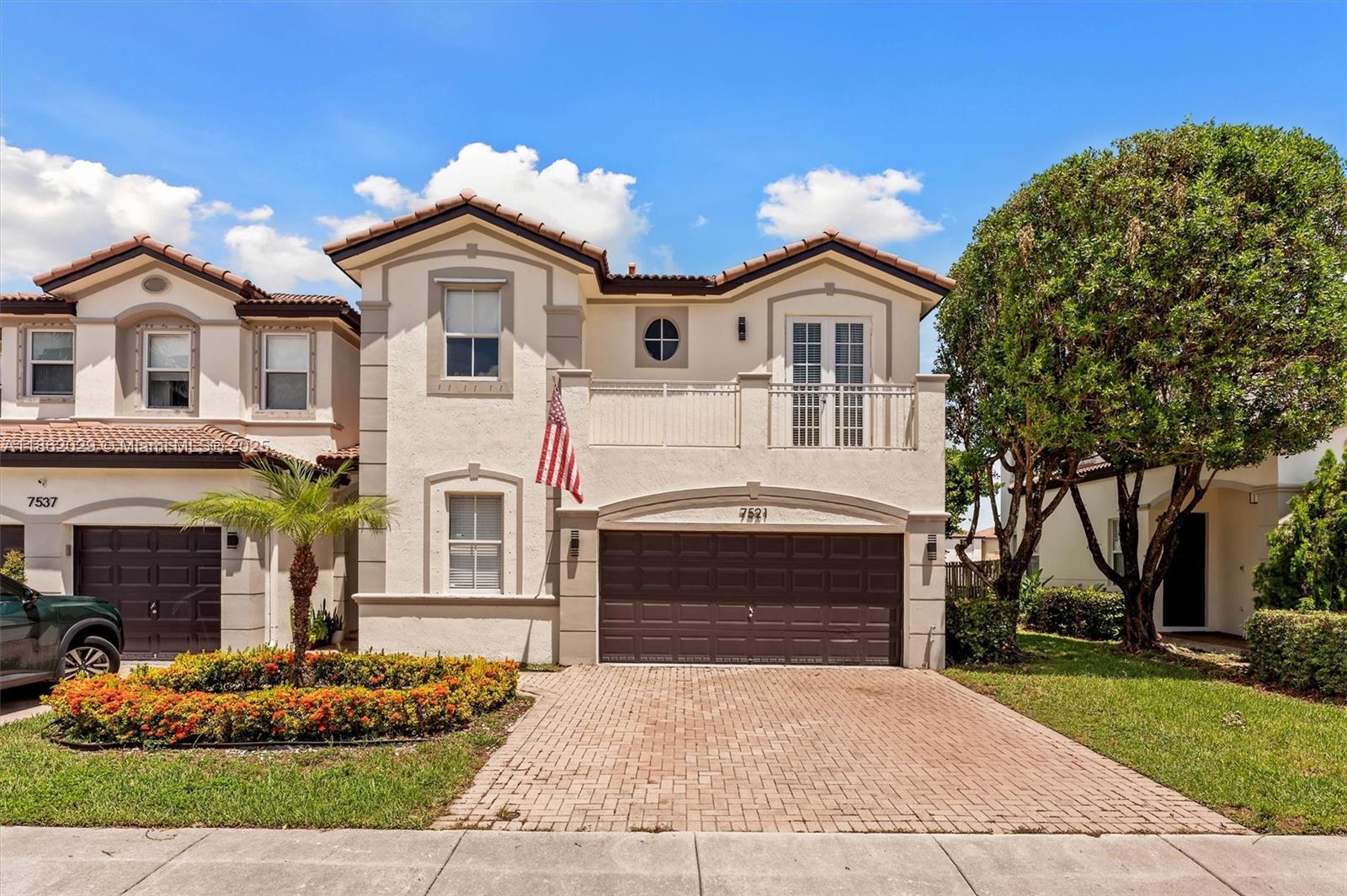 7521 NW 113th Path