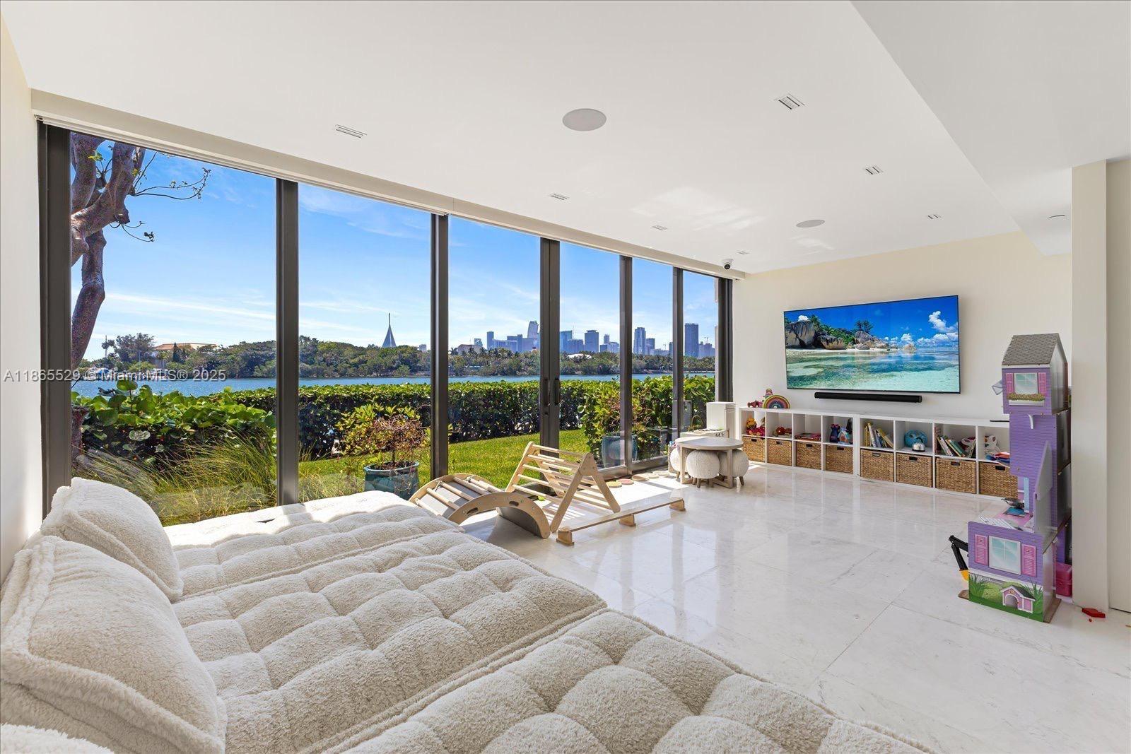 image 1000 Venetian Way15