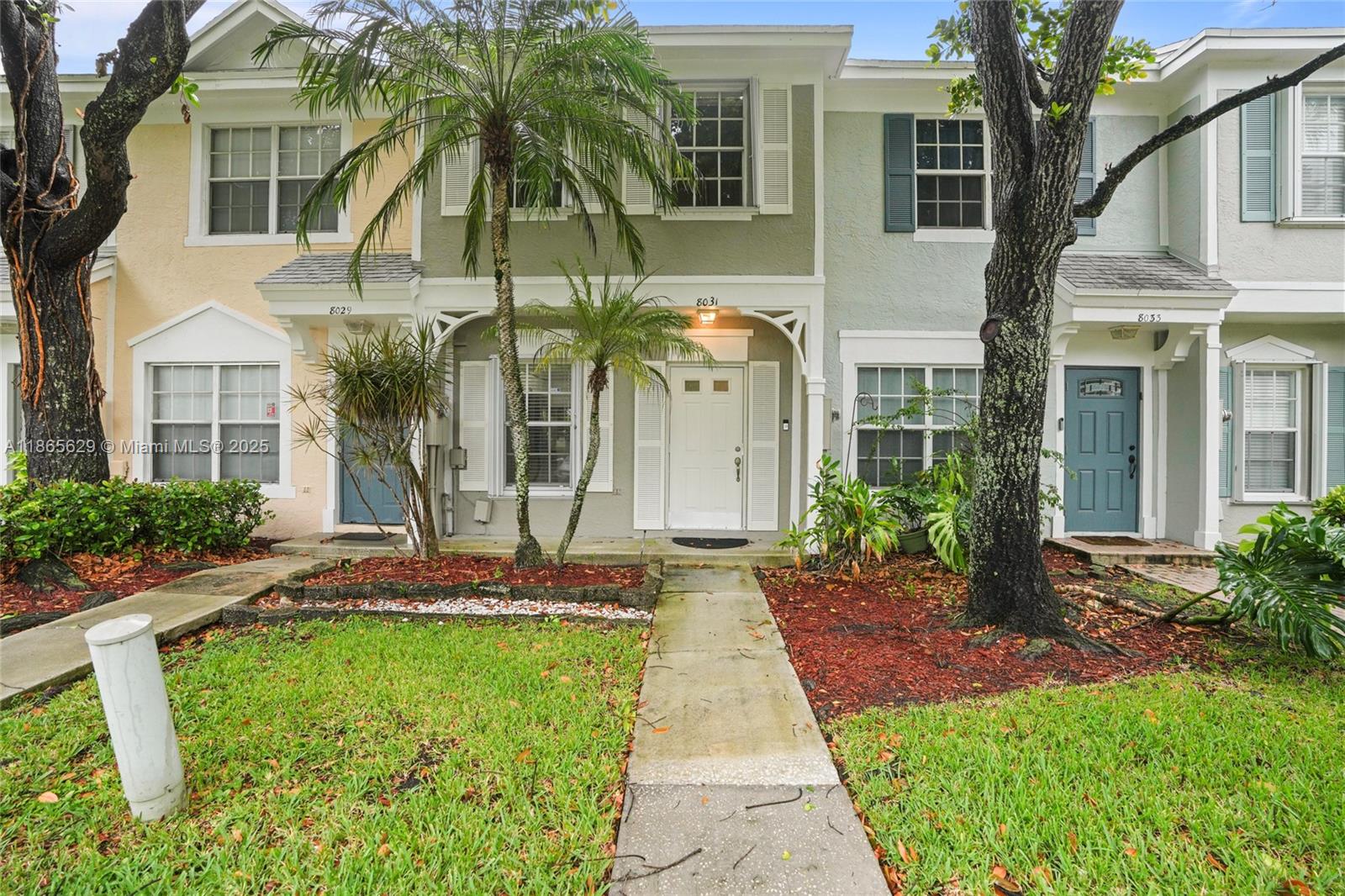 8031 Sanibel Dr