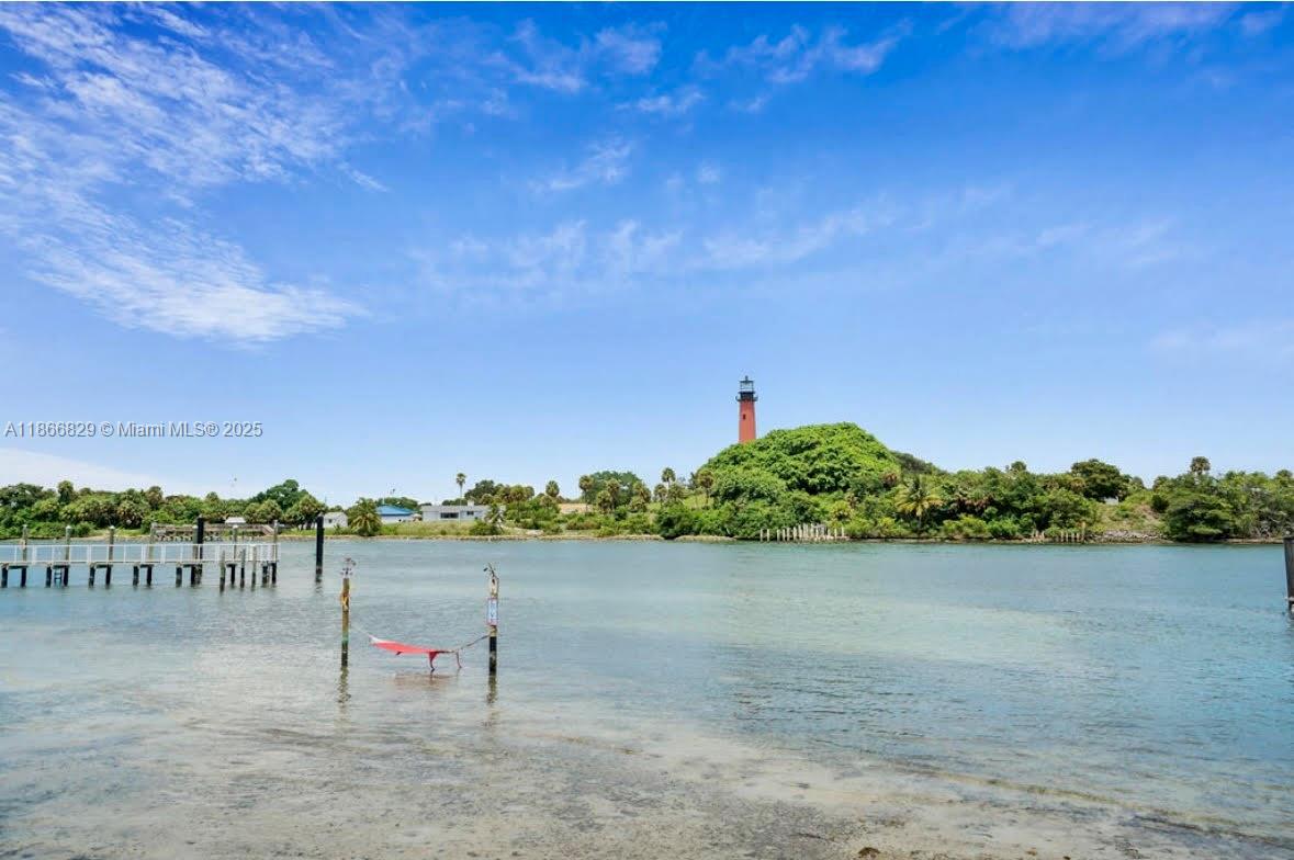 2309 W Fairway Dr South #2309 Jupiter, FL 33477