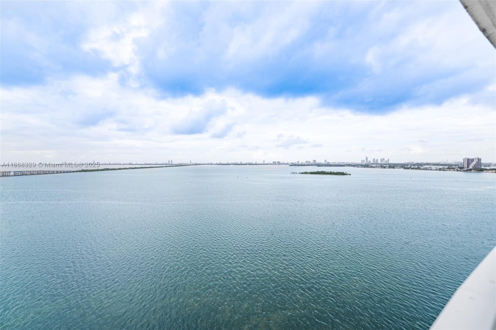 image Onyx On The Bay1