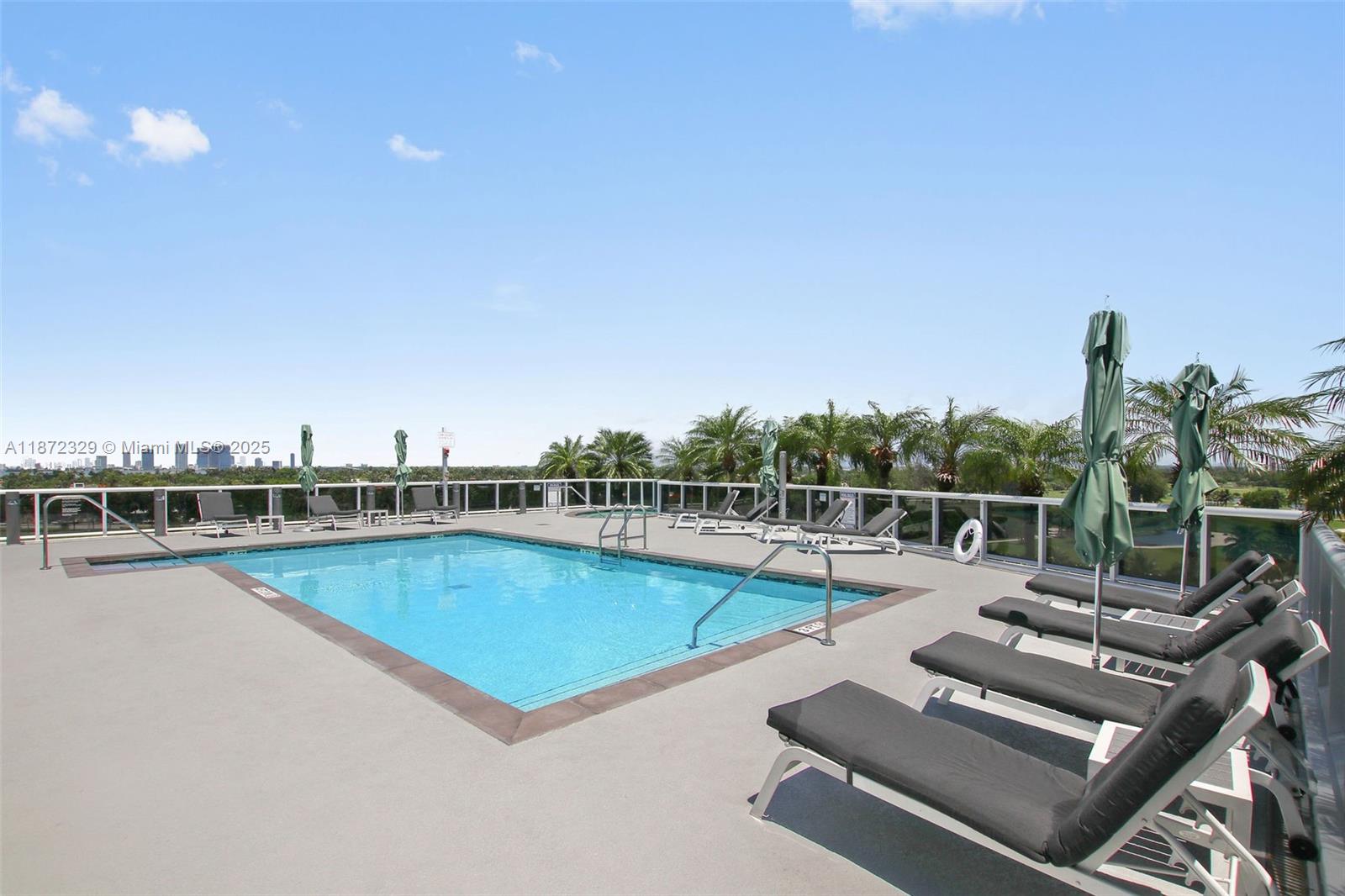 image The Meridian Condo41