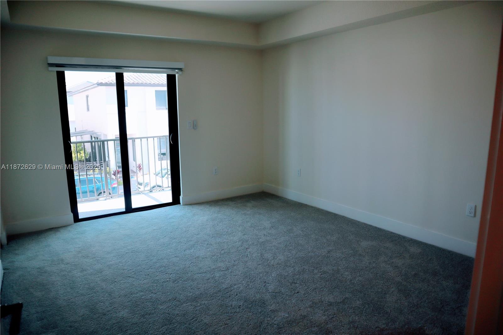 8118 NW 42nd St Doral, FL 33166