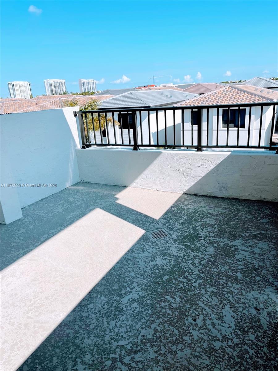 8118 NW 42nd St Doral, FL 33166