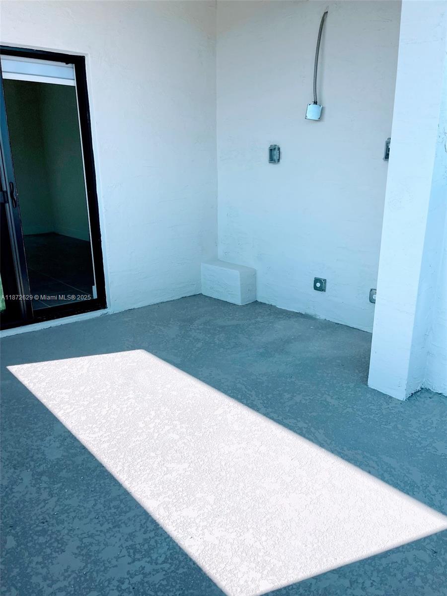 8118 NW 42nd St Doral, FL 33166