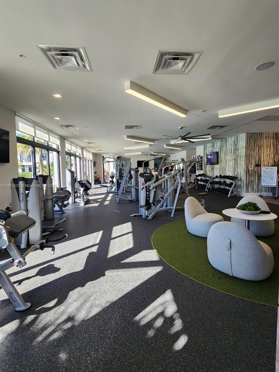 8118 NW 42nd St Doral, FL 33166