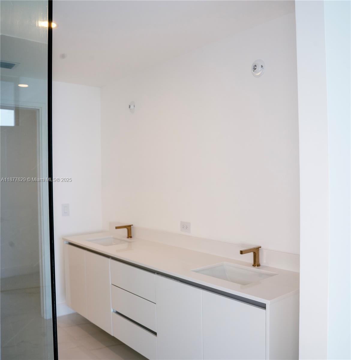 image Aria Reserve South11