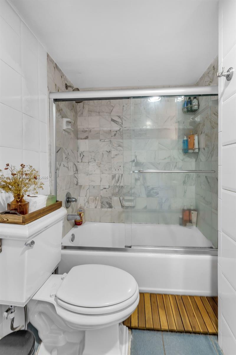 555 NE 15th St #PH-D Miami, FL 33132