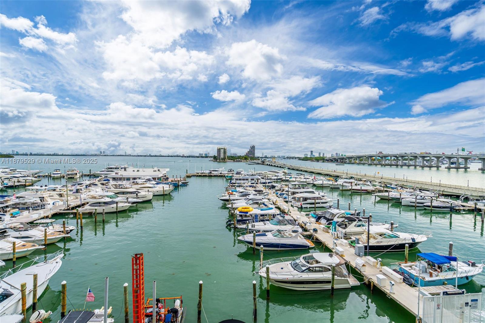 555 NE 15th St #PH-D Miami, FL 33132