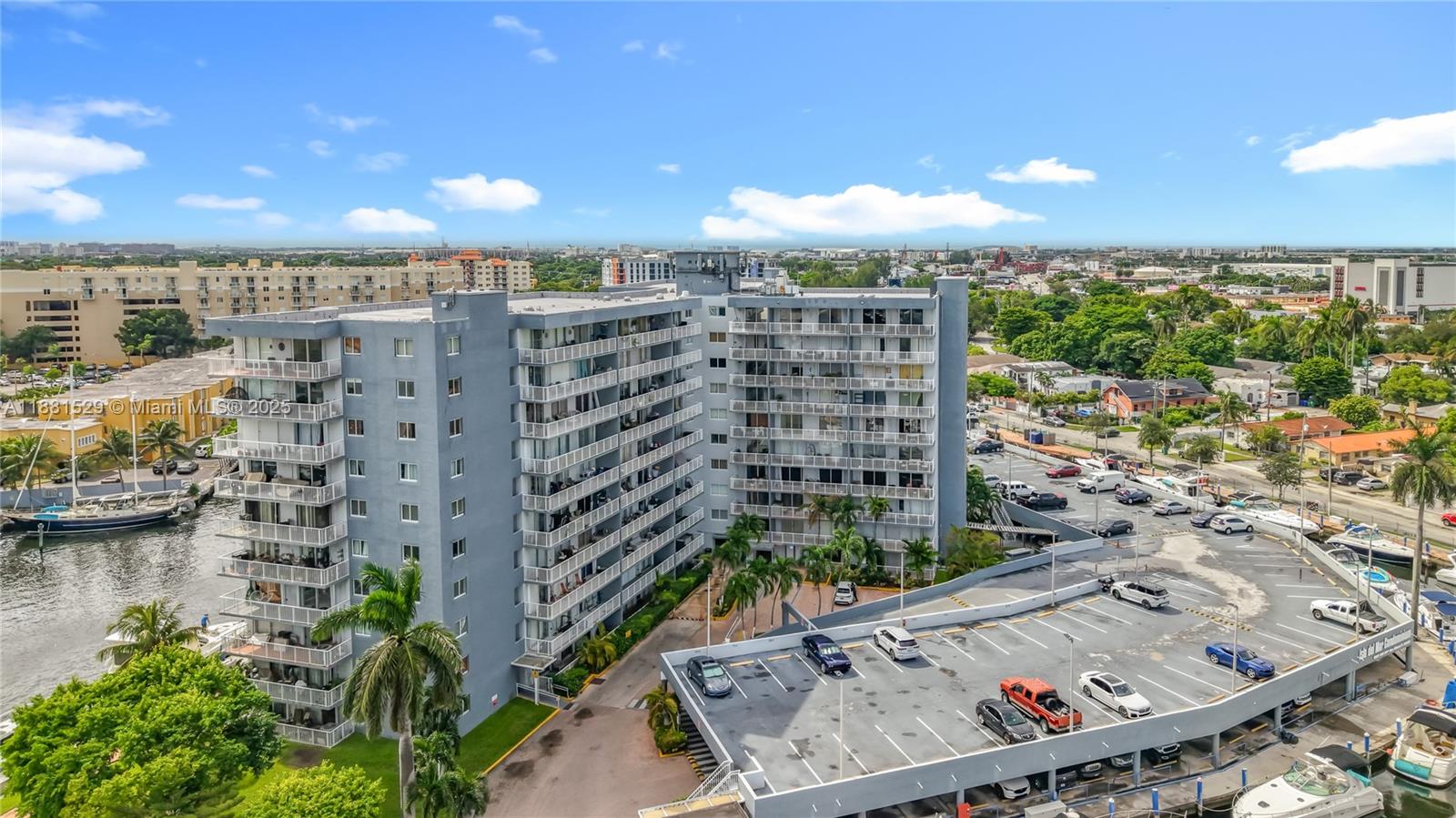 1800 NW 24th Ave #1020