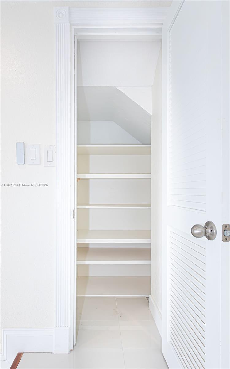 231 Poinciana Dr Sunny Isles Beach, FL 33160