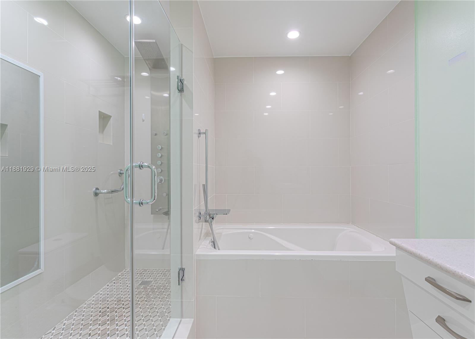 231 Poinciana Dr Sunny Isles Beach, FL 33160